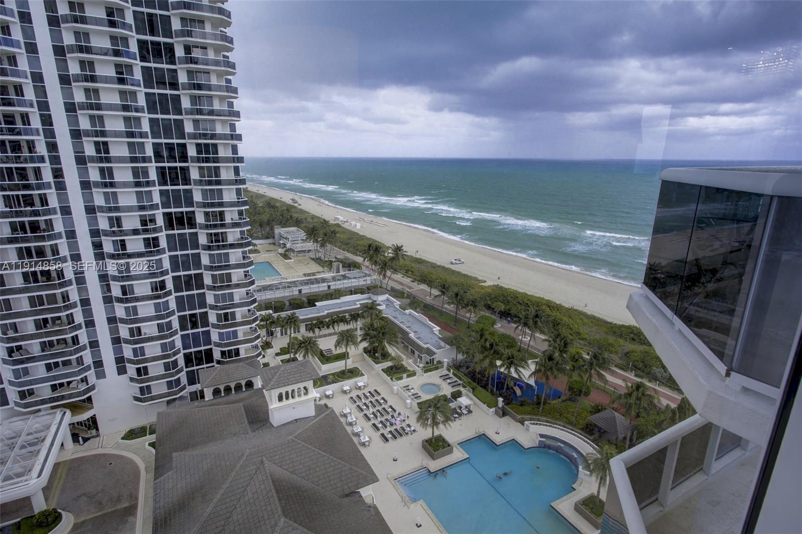 4775 Collins Ave #1601, Miami Beach FL 33140