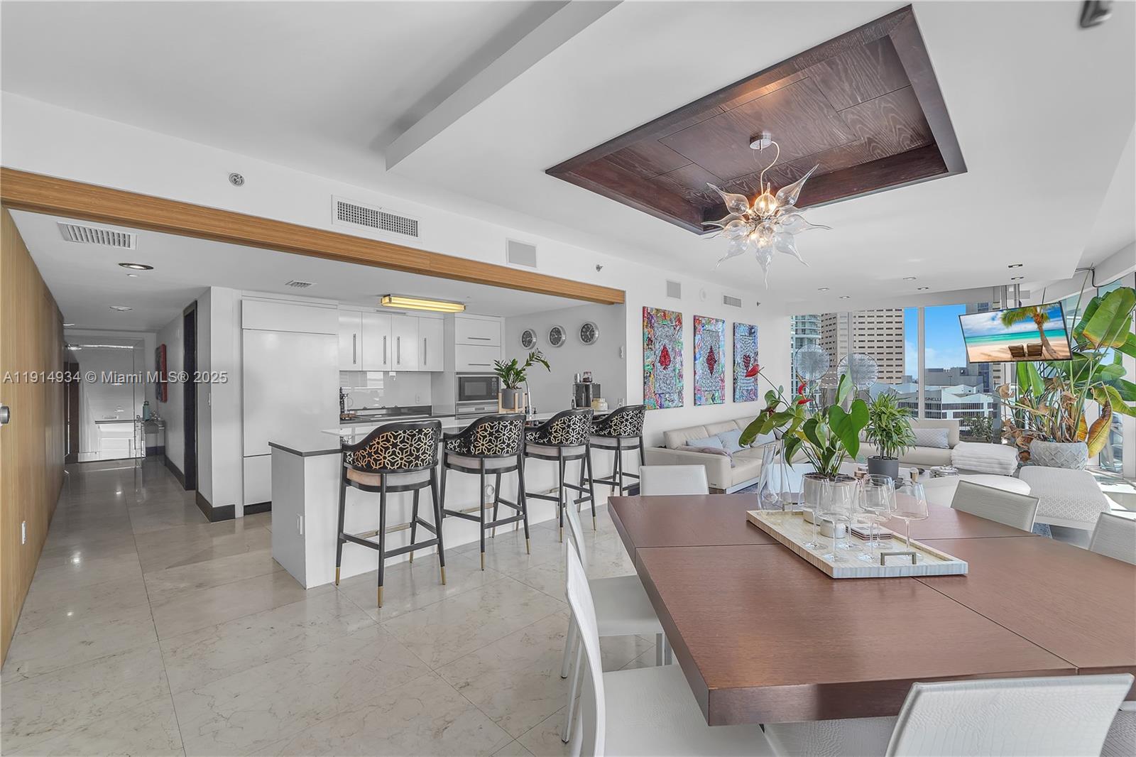 465 Brickell Ave #1001, Miami FL 33131