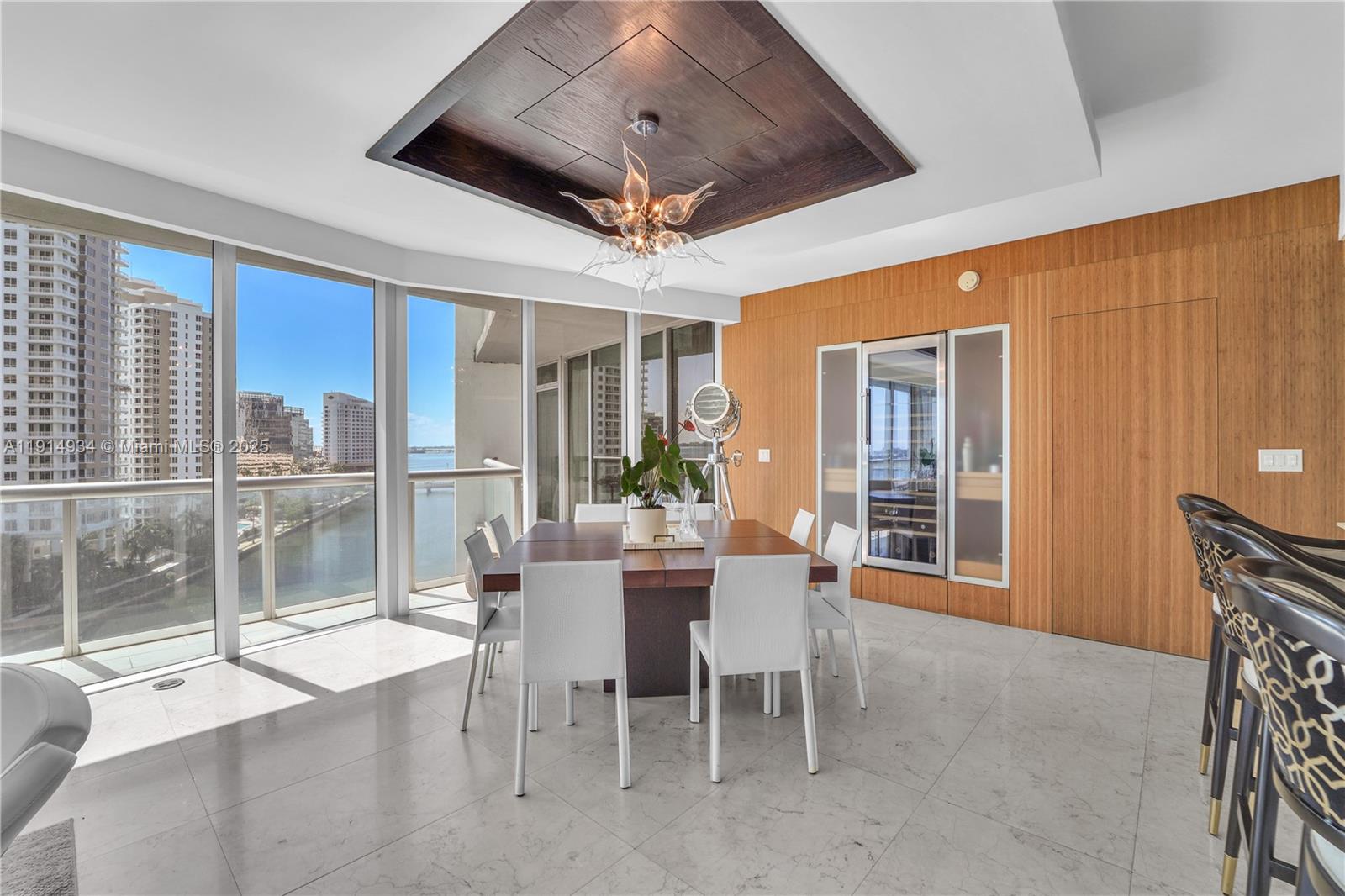 465 Brickell Ave #1001, Miami FL 33131