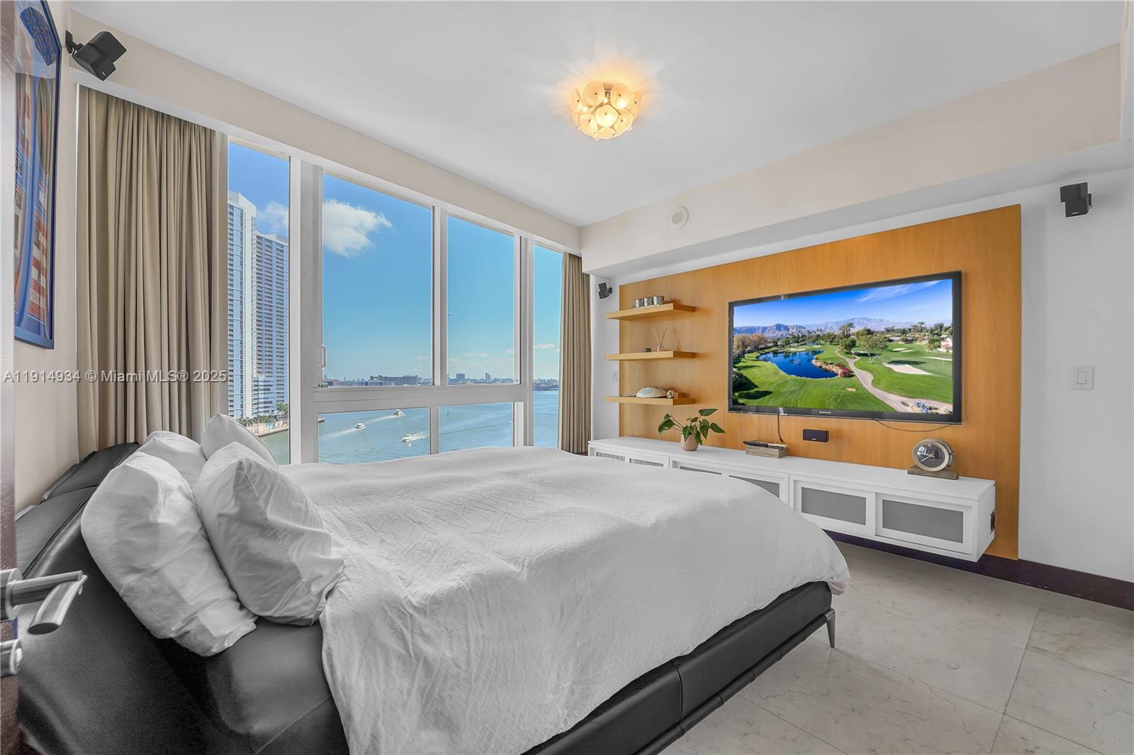 465 Brickell Ave #1001, Miami FL 33131
