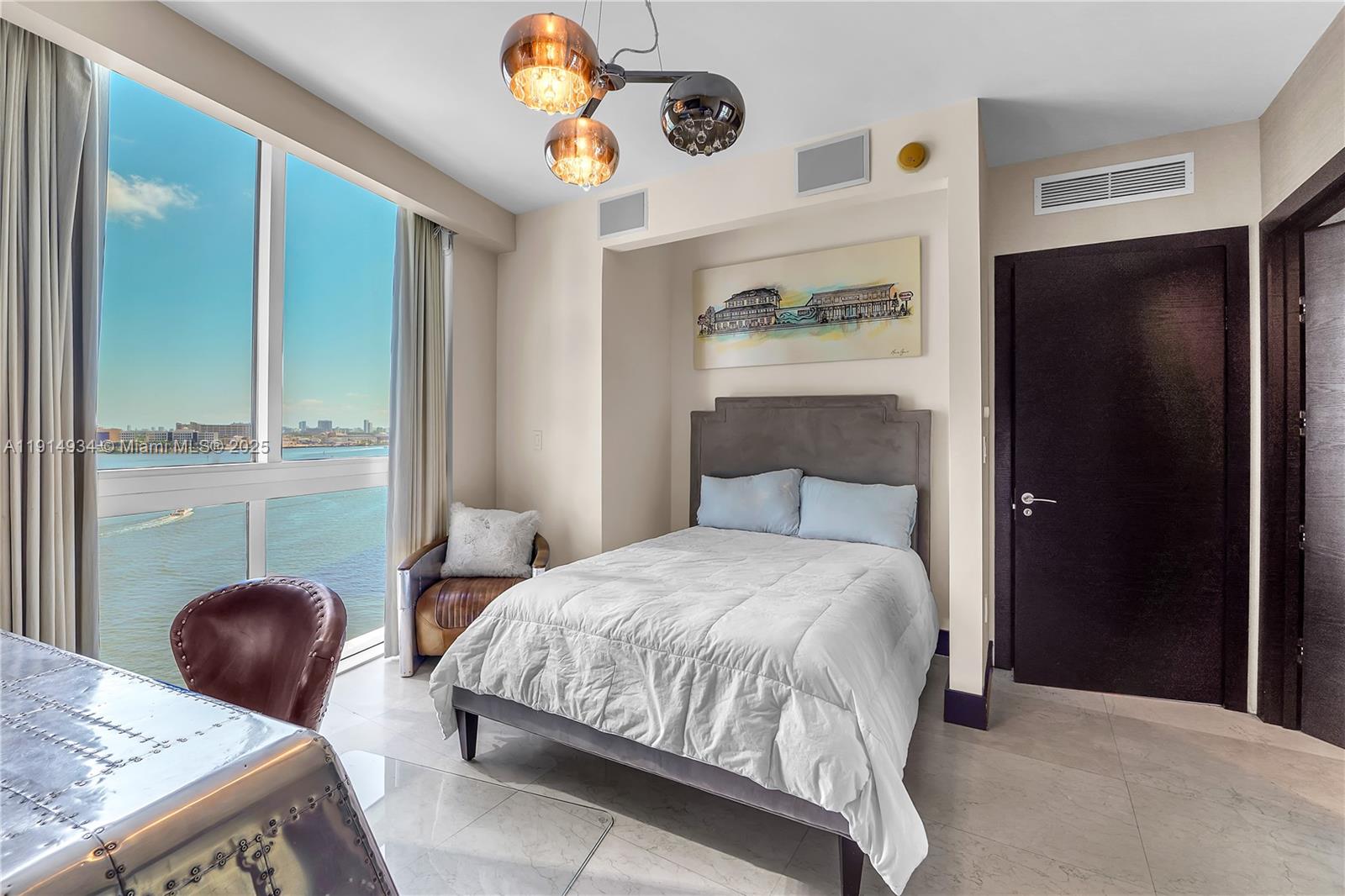 465 Brickell Ave #1001, Miami FL 33131