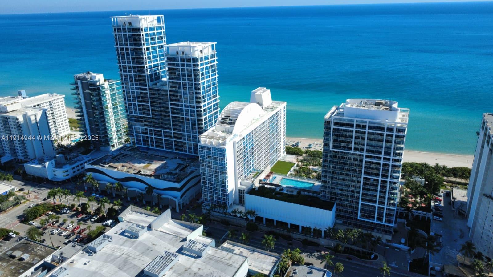 6799 Collins Ave #LPH04, Miami Beach FL 33141