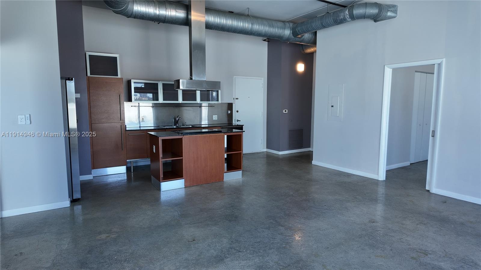 10 SW South River Dr #610, Miami FL 33130