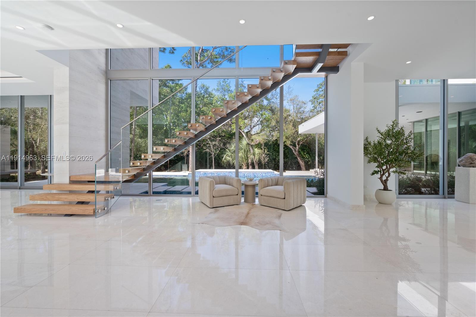 6720 SW 98th St, Pinecrest FL 33156