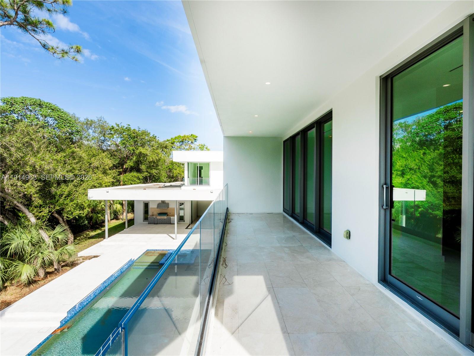 6720 SW 98th St, Pinecrest FL 33156