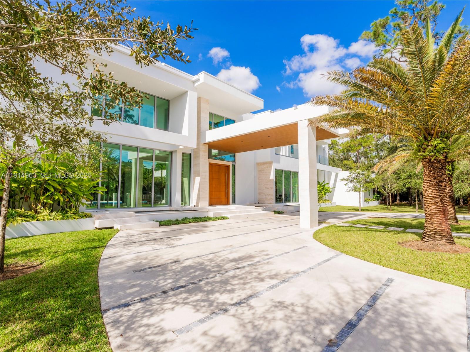 6720 SW 98th St, Pinecrest FL 33156