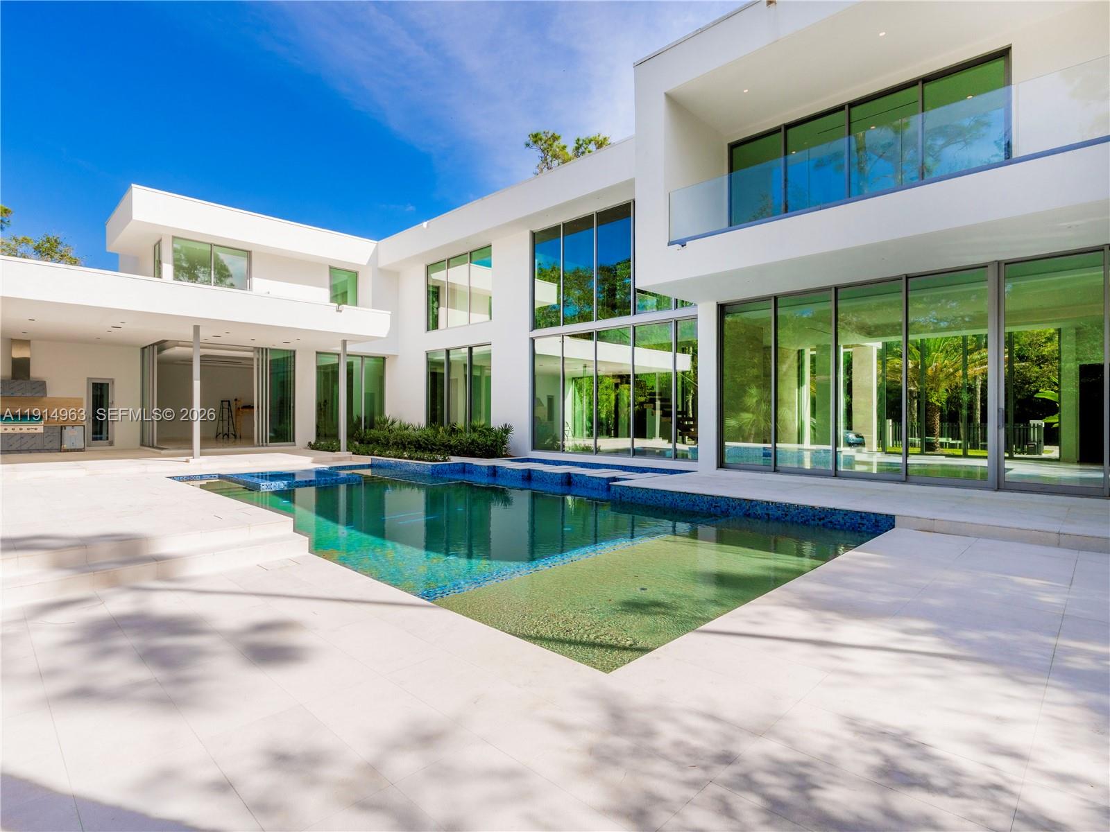 6720 SW 98th St, Pinecrest FL 33156