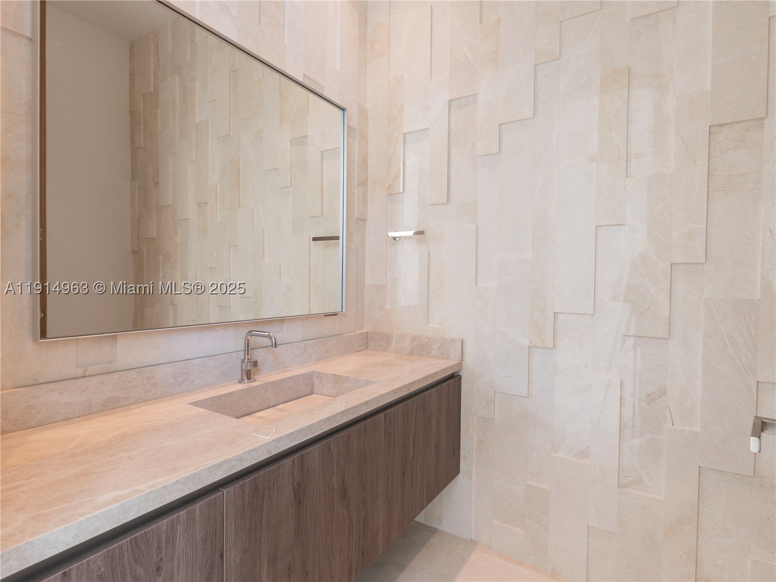 6720 SW 98th St, Pinecrest FL 33156
