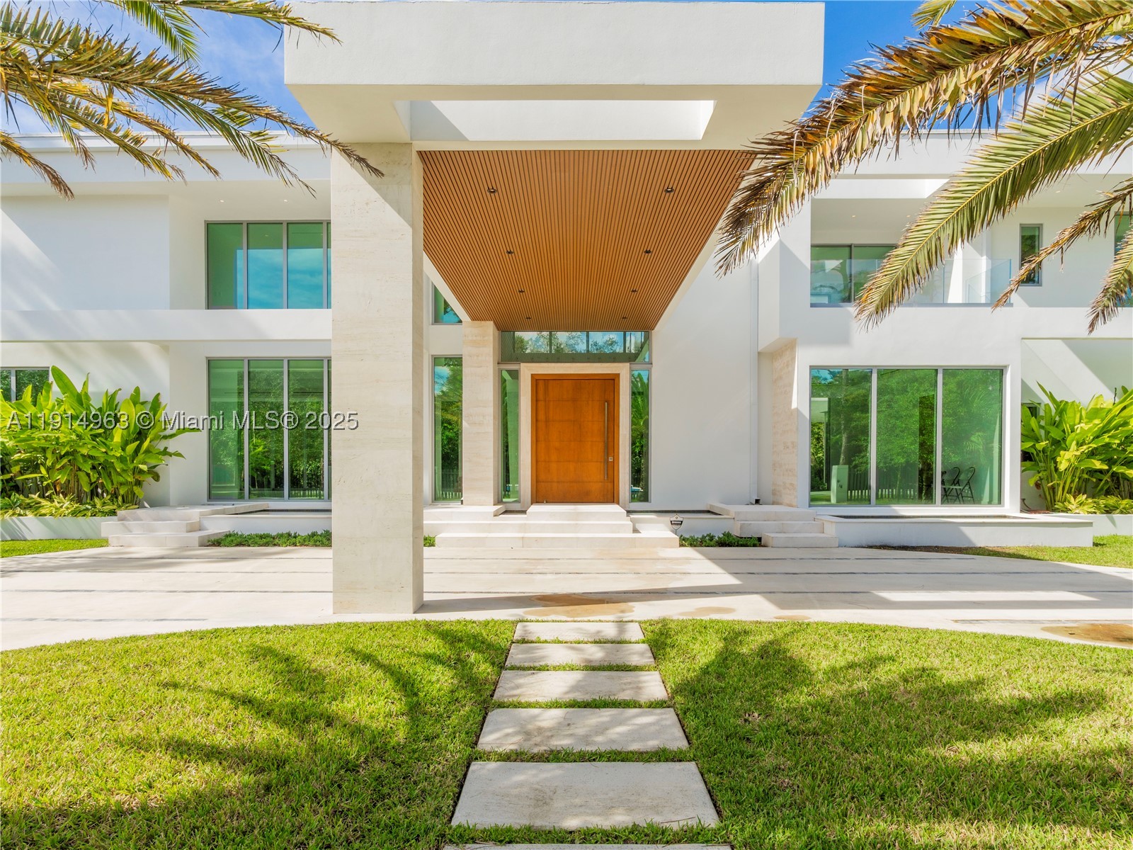 6720 SW 98th St, Pinecrest FL 33156