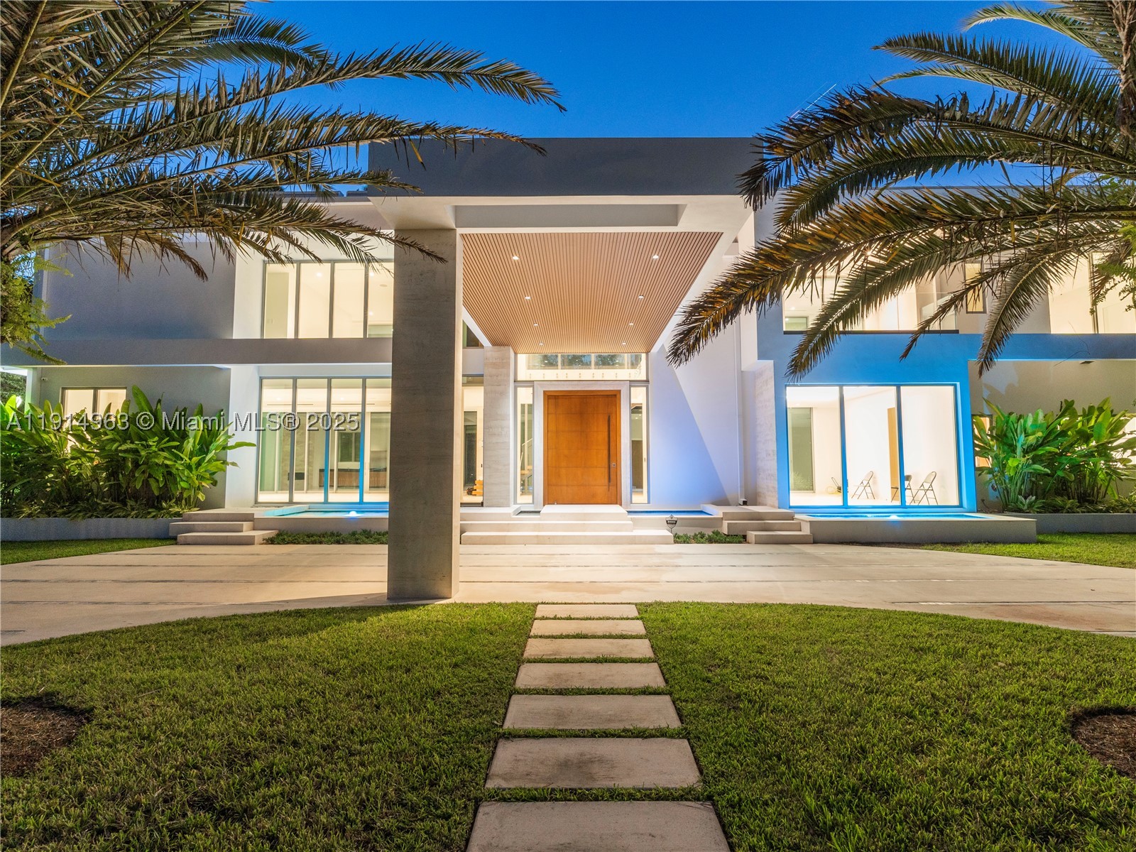 6720 SW 98th St, Pinecrest FL 33156