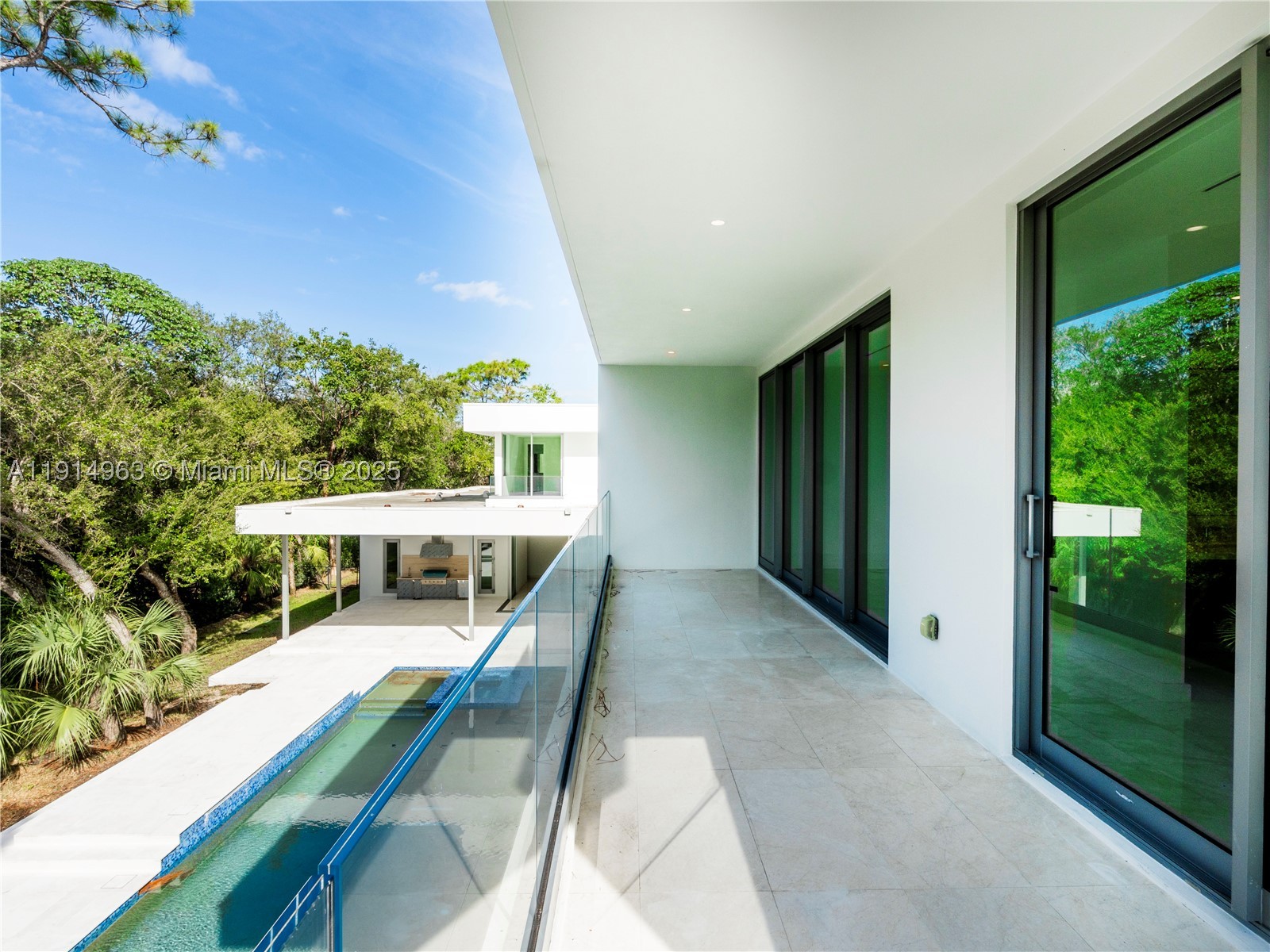 6720 SW 98th St, Pinecrest FL 33156