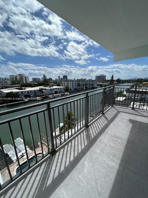 8001 Crespi Blvd #6D, Miami Beach FL 33141