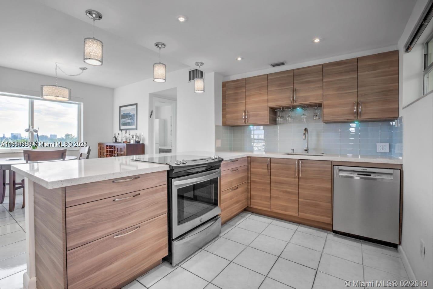 8001 Crespi Blvd #6D, Miami Beach FL 33141