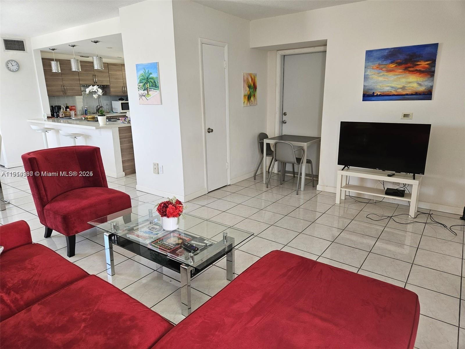 8001 Crespi Blvd #6D, Miami Beach FL 33141