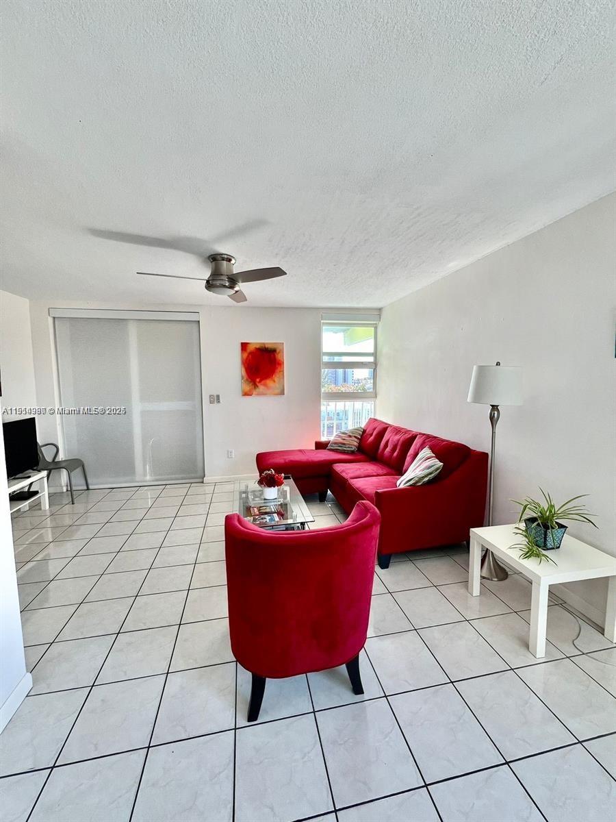 8001 Crespi Blvd #6D, Miami Beach FL 33141