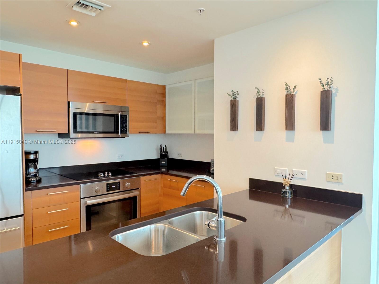 3301 NE 1st Ave #H3001, Miami FL 33137