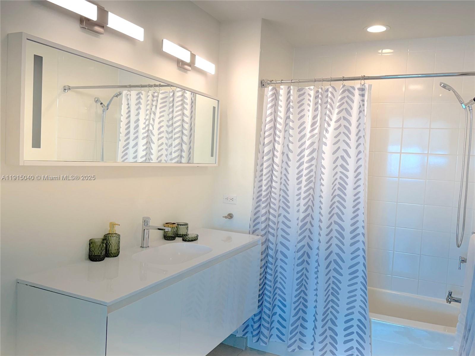 3301 NE 1st Ave #H3001, Miami FL 33137