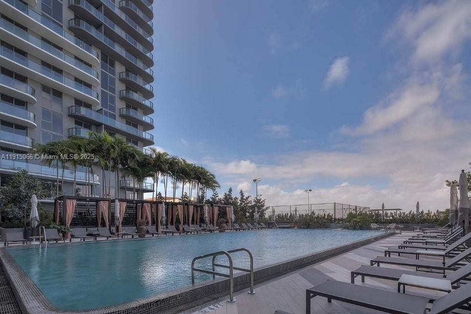 121 NE 34th St #2811, Miami FL 33137