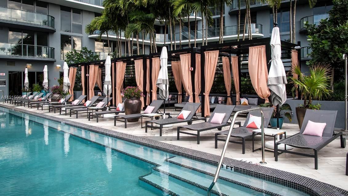 121 NE 34th St #2811, Miami FL 33137