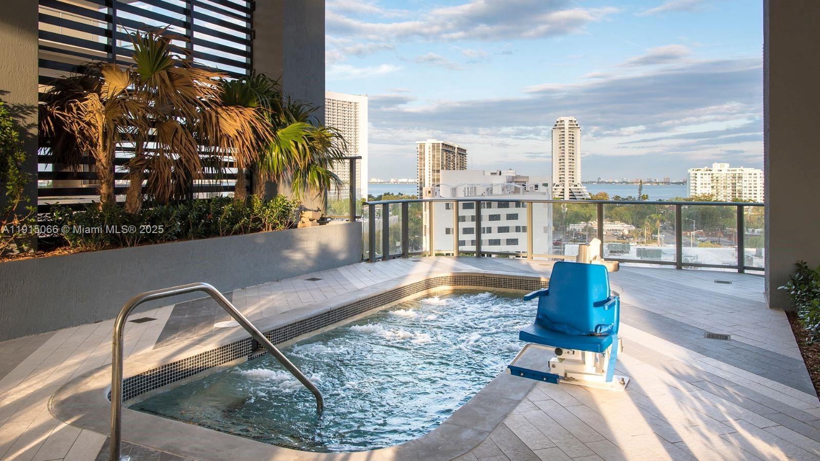 121 NE 34th St #2811, Miami FL 33137