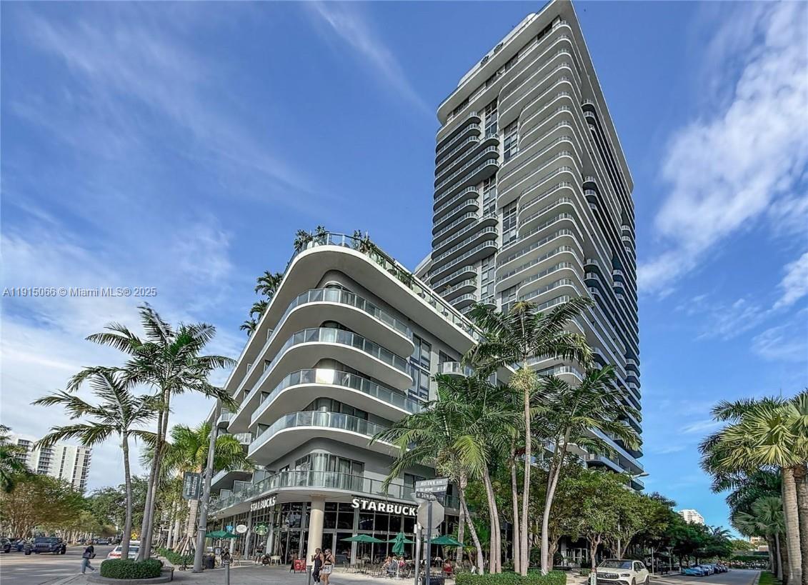 121 NE 34th St #2811, Miami FL 33137