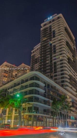 121 NE 34th St #2811, Miami FL 33137