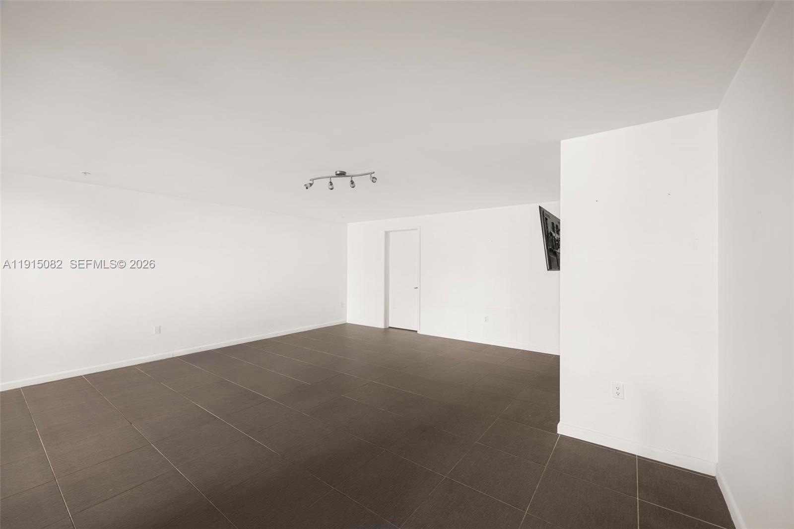 3301 NE 1st Ave #M0301, Miami FL 33137