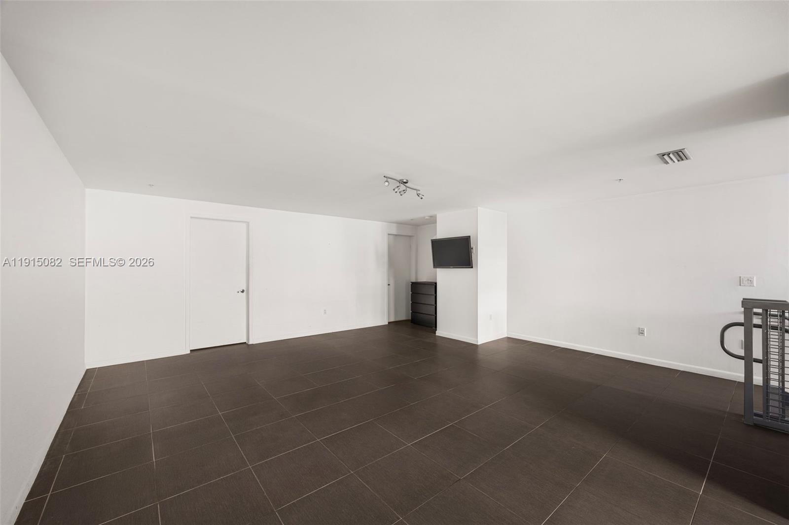3301 NE 1st Ave #M0301, Miami FL 33137