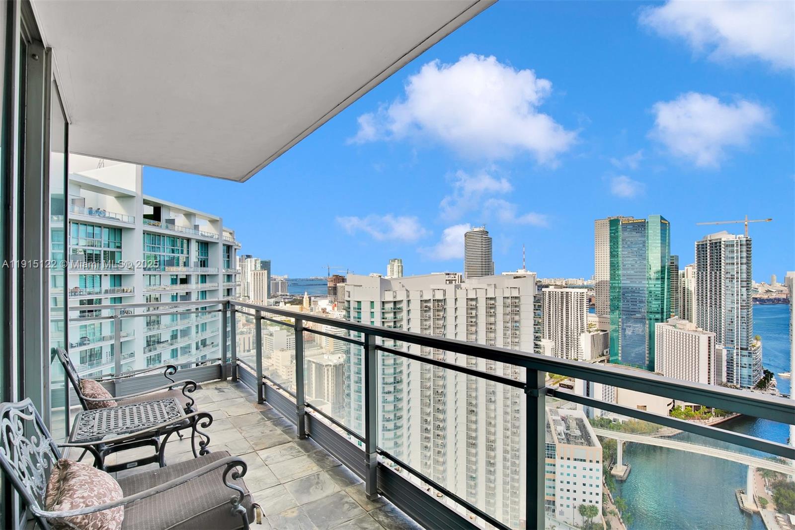 92 SW 3rd St #4510, Miami FL 33130