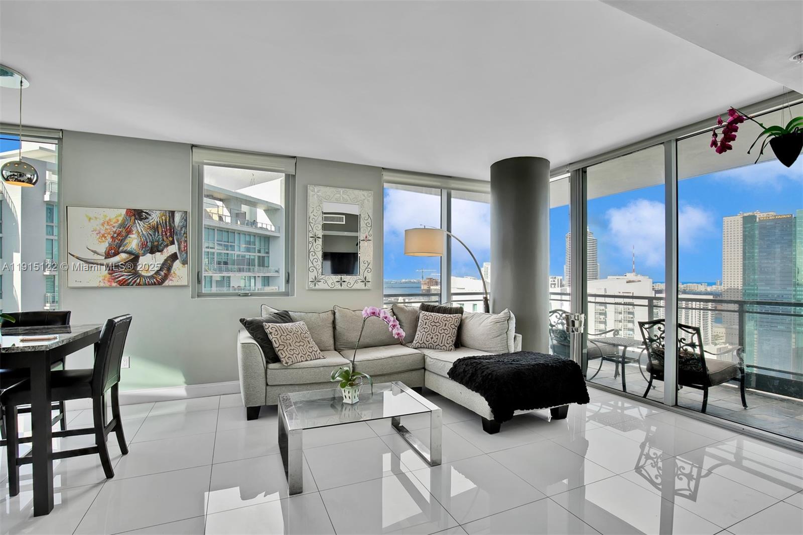 92 SW 3rd St #4510, Miami FL 33130