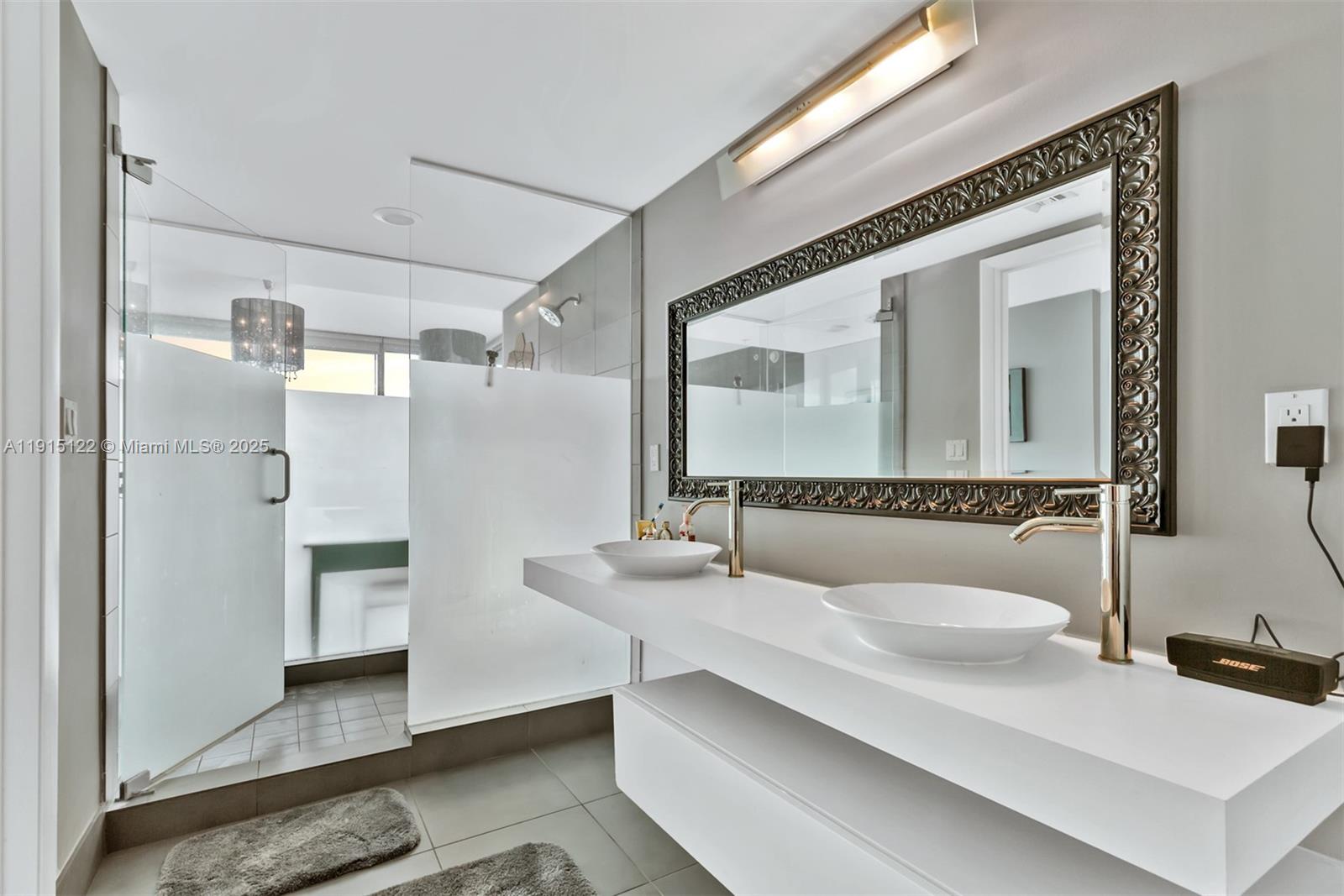 92 SW 3rd St #4510, Miami FL 33130