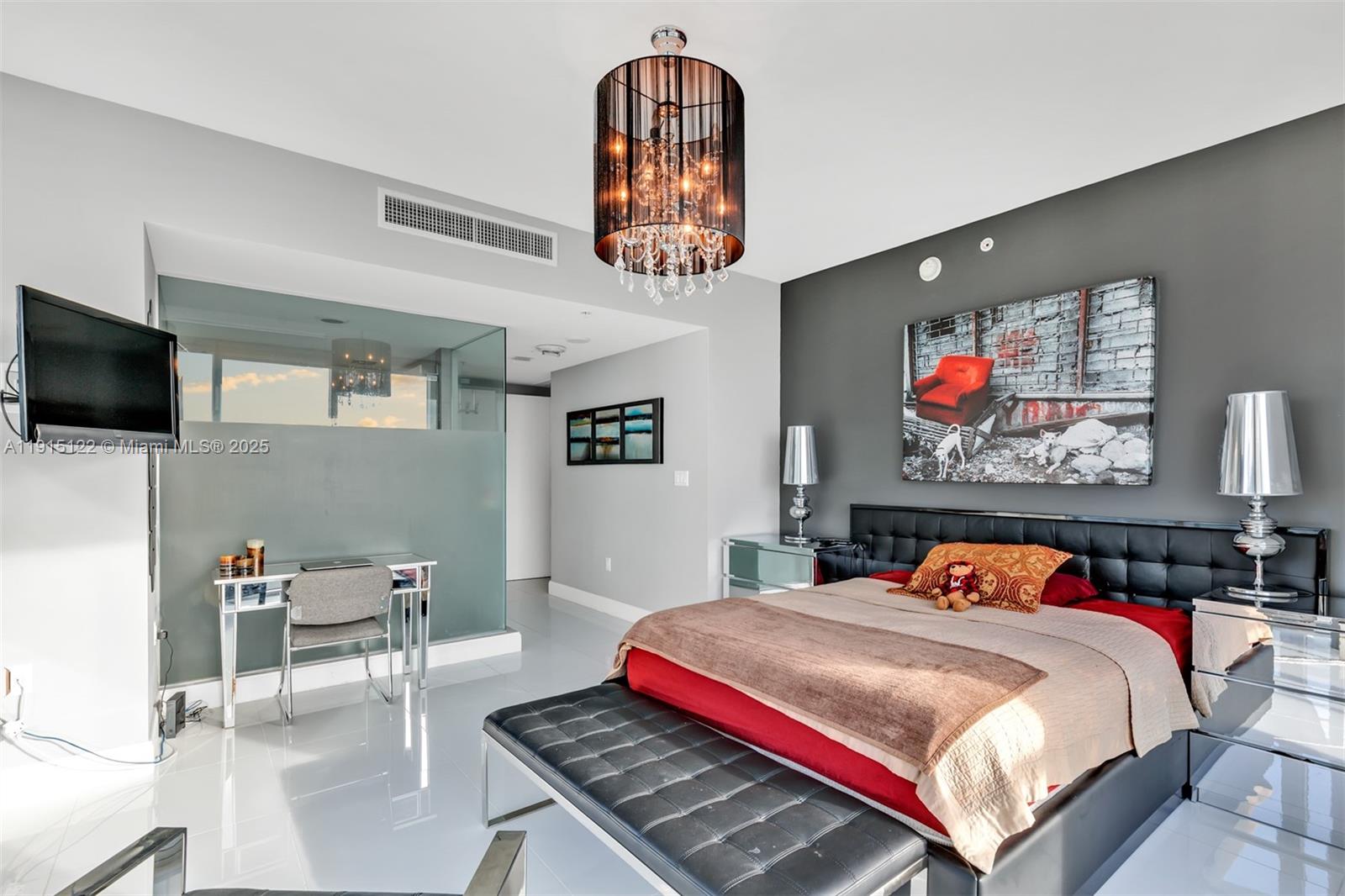 92 SW 3rd St #4510, Miami FL 33130