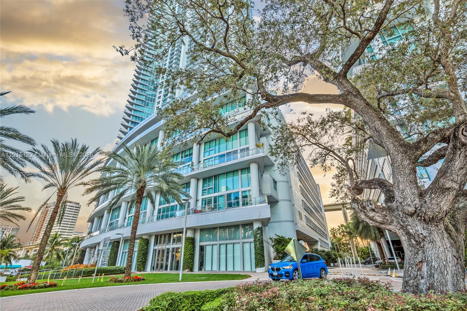 92 SW 3rd St #4510, Miami FL 33130