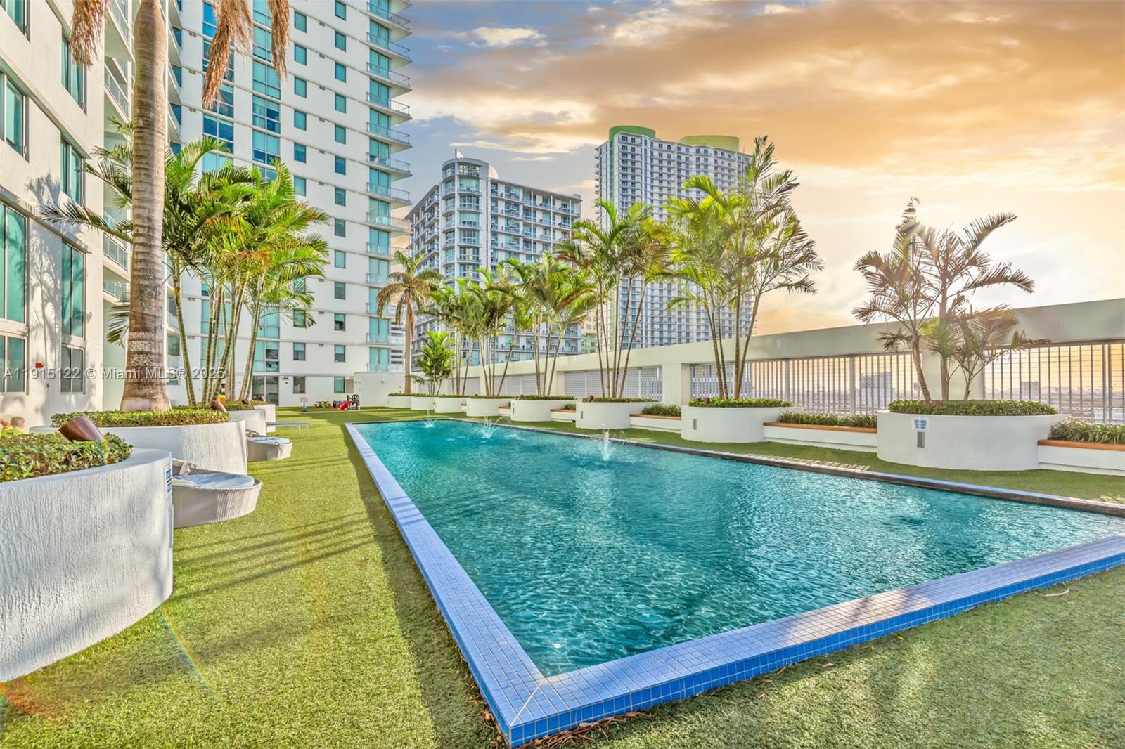 92 SW 3rd St #4510, Miami FL 33130