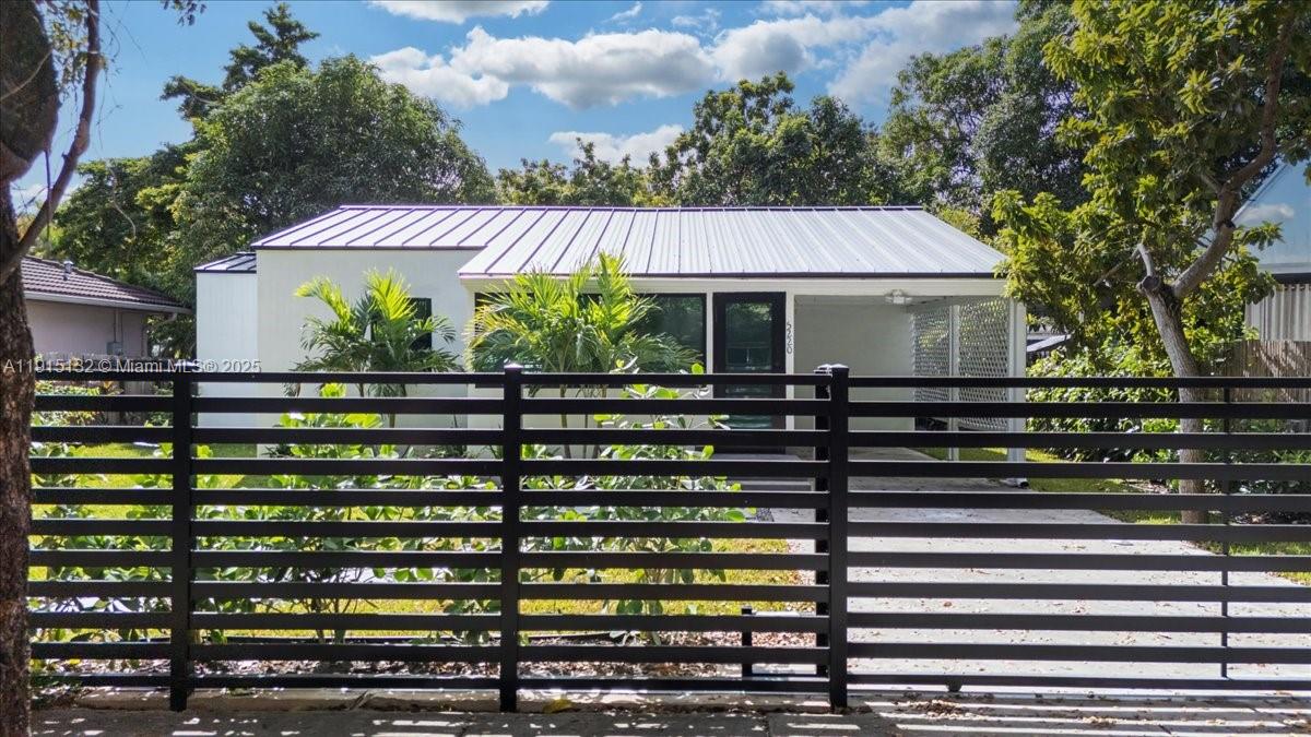 5220 SW 6 ST, Miami FL 33134