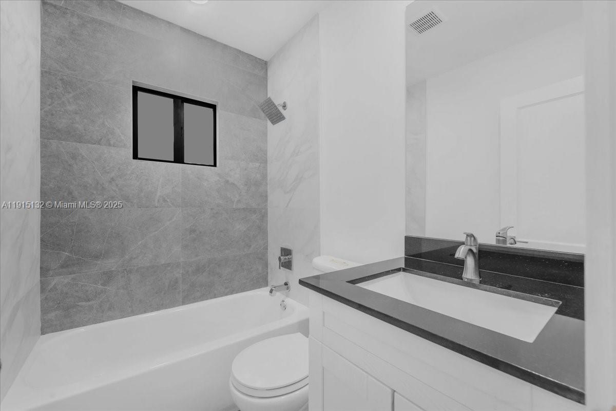 5220 SW 6 ST, Miami FL 33134