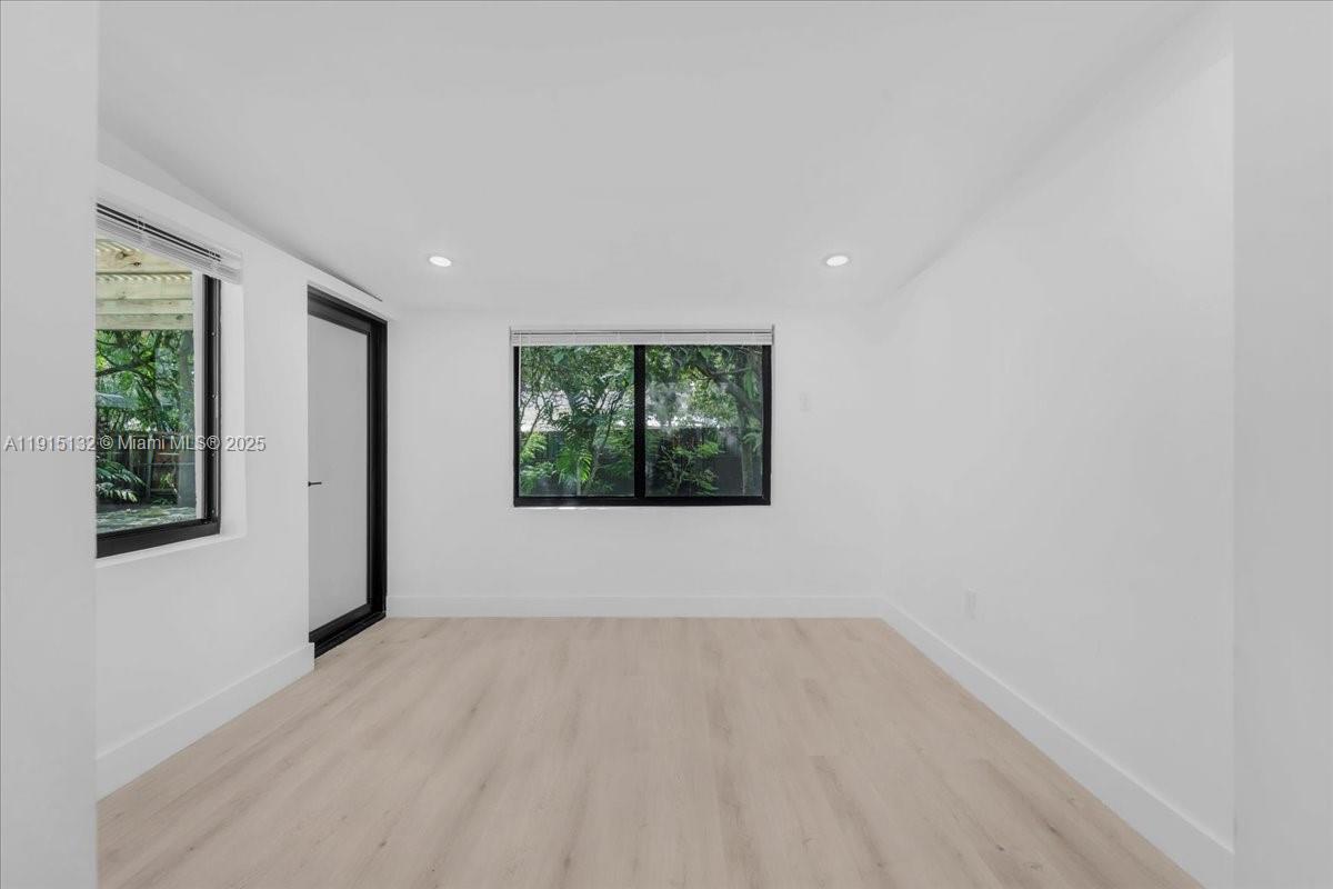 5220 SW 6 ST, Miami FL 33134