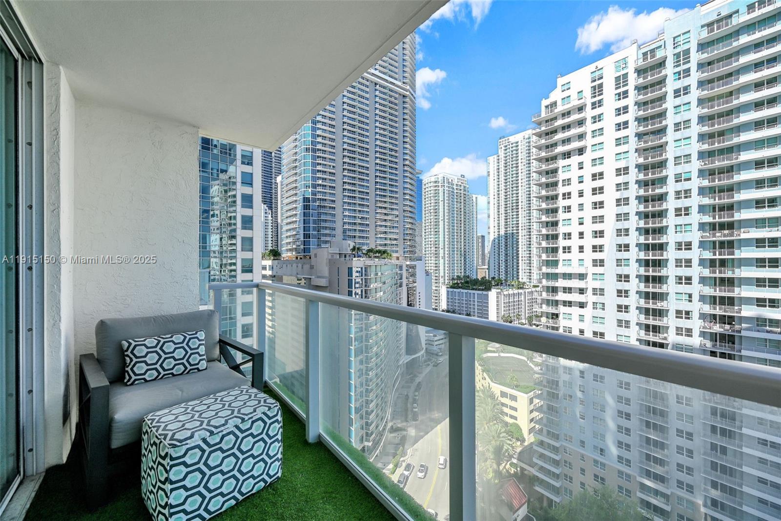 1155 Brickell Bay Dr #2004, Miami FL 33131