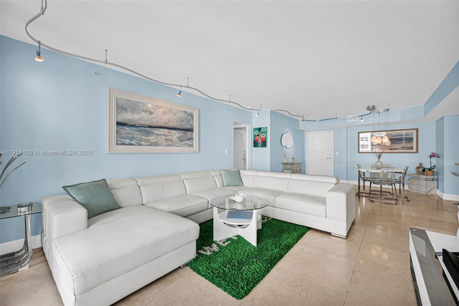 1155 Brickell Bay Dr #2004, Miami FL 33131