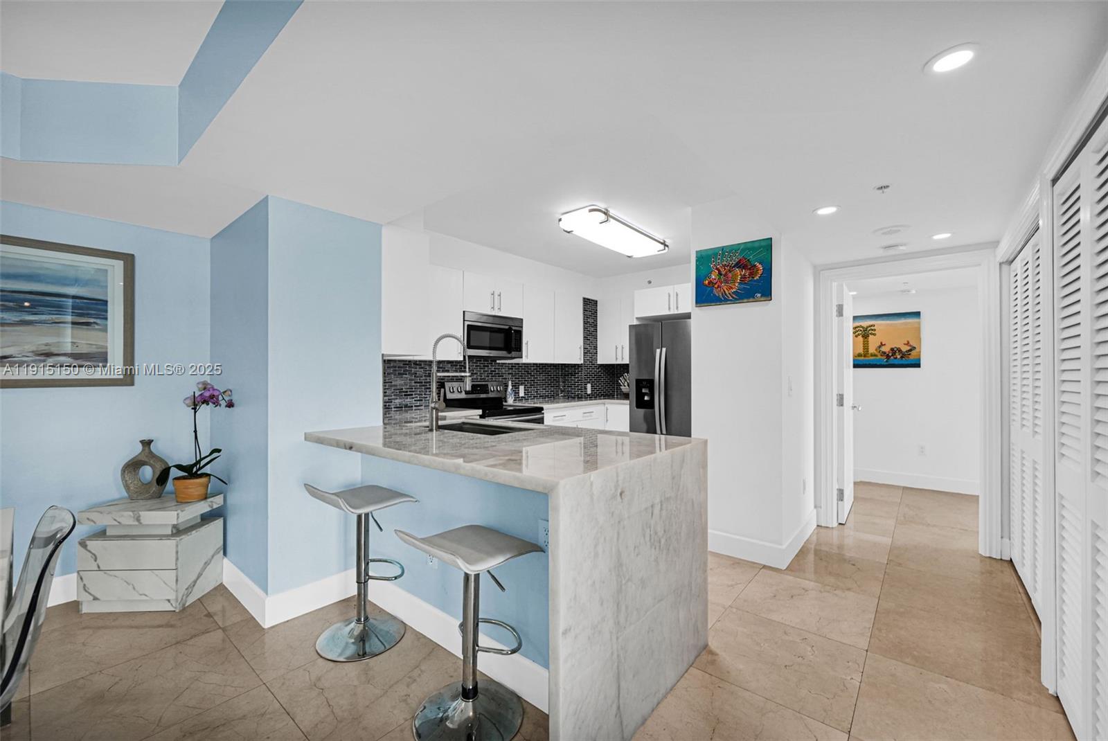 1155 Brickell Bay Dr #2004, Miami FL 33131