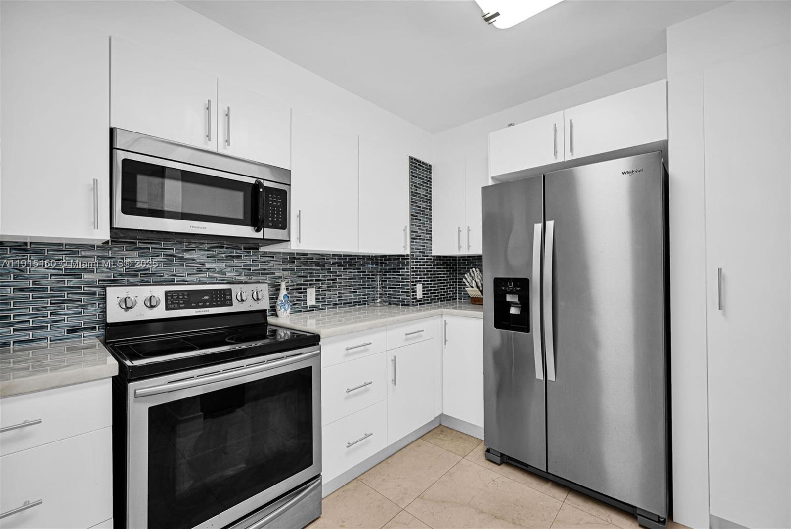 1155 Brickell Bay Dr #2004, Miami FL 33131