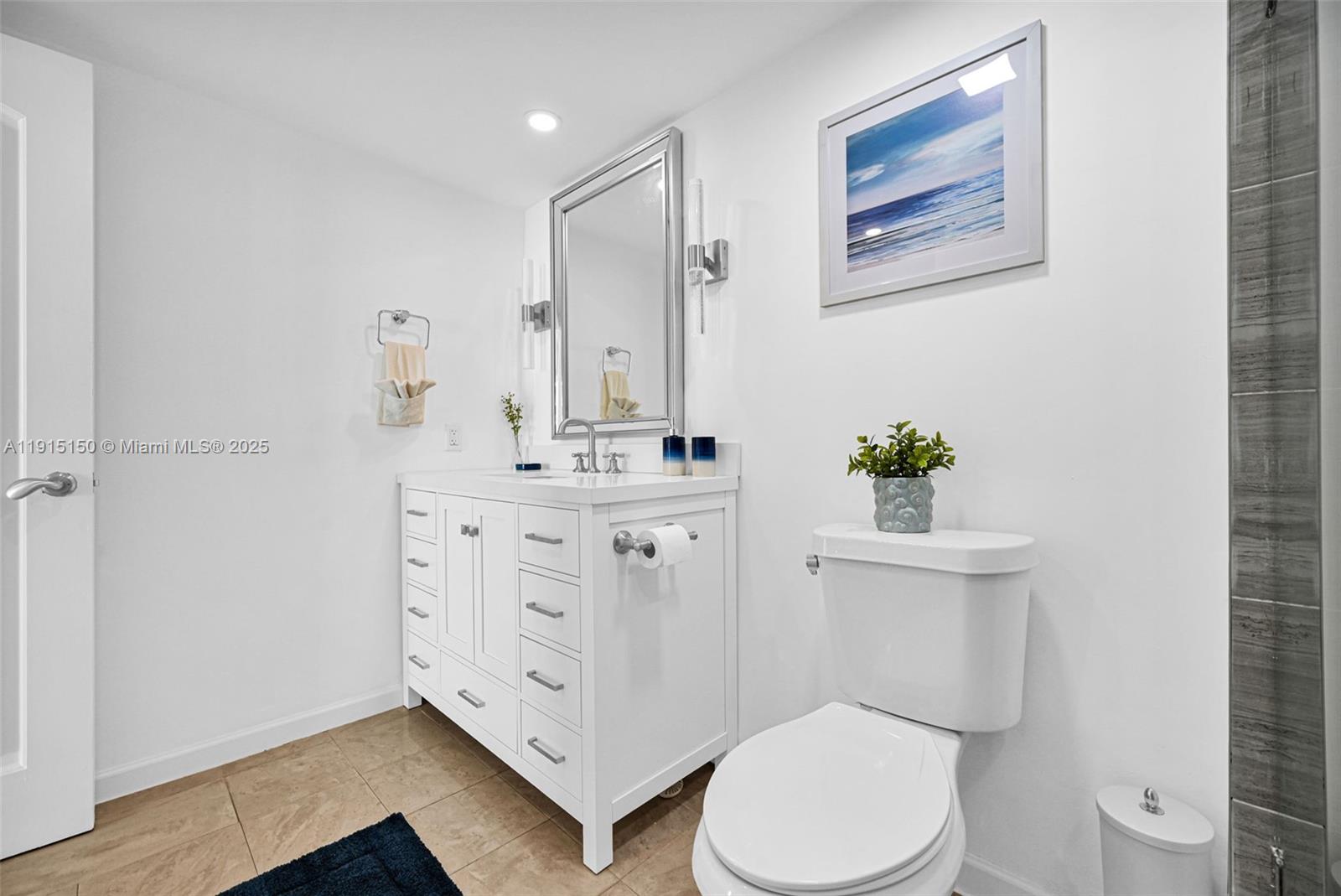 1155 Brickell Bay Dr #2004, Miami FL 33131