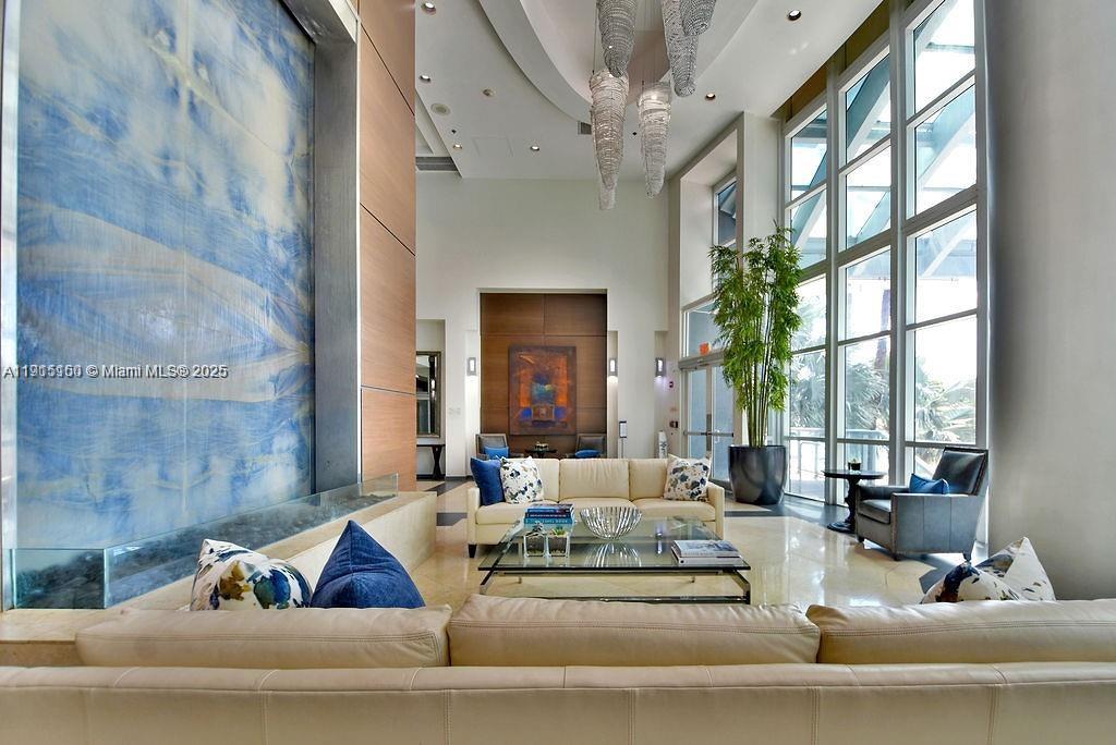1155 Brickell Bay Dr #2004, Miami FL 33131