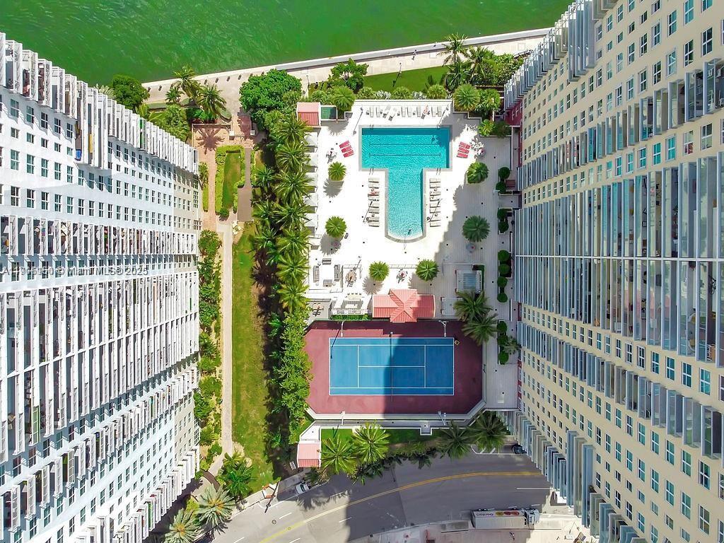 1155 Brickell Bay Dr #2004, Miami FL 33131