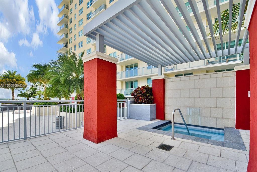 1155 Brickell Bay Dr #2004, Miami FL 33131