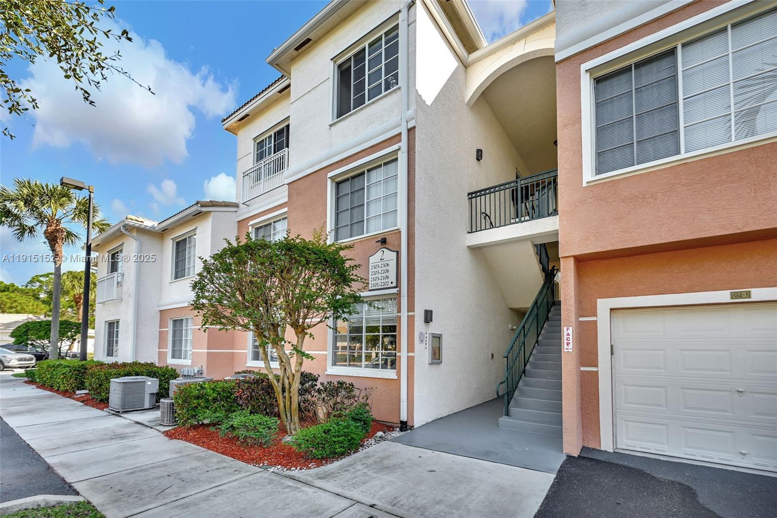 2101 E Myrtlewood Cir E #2101, Palm Beach Gardens FL 33418