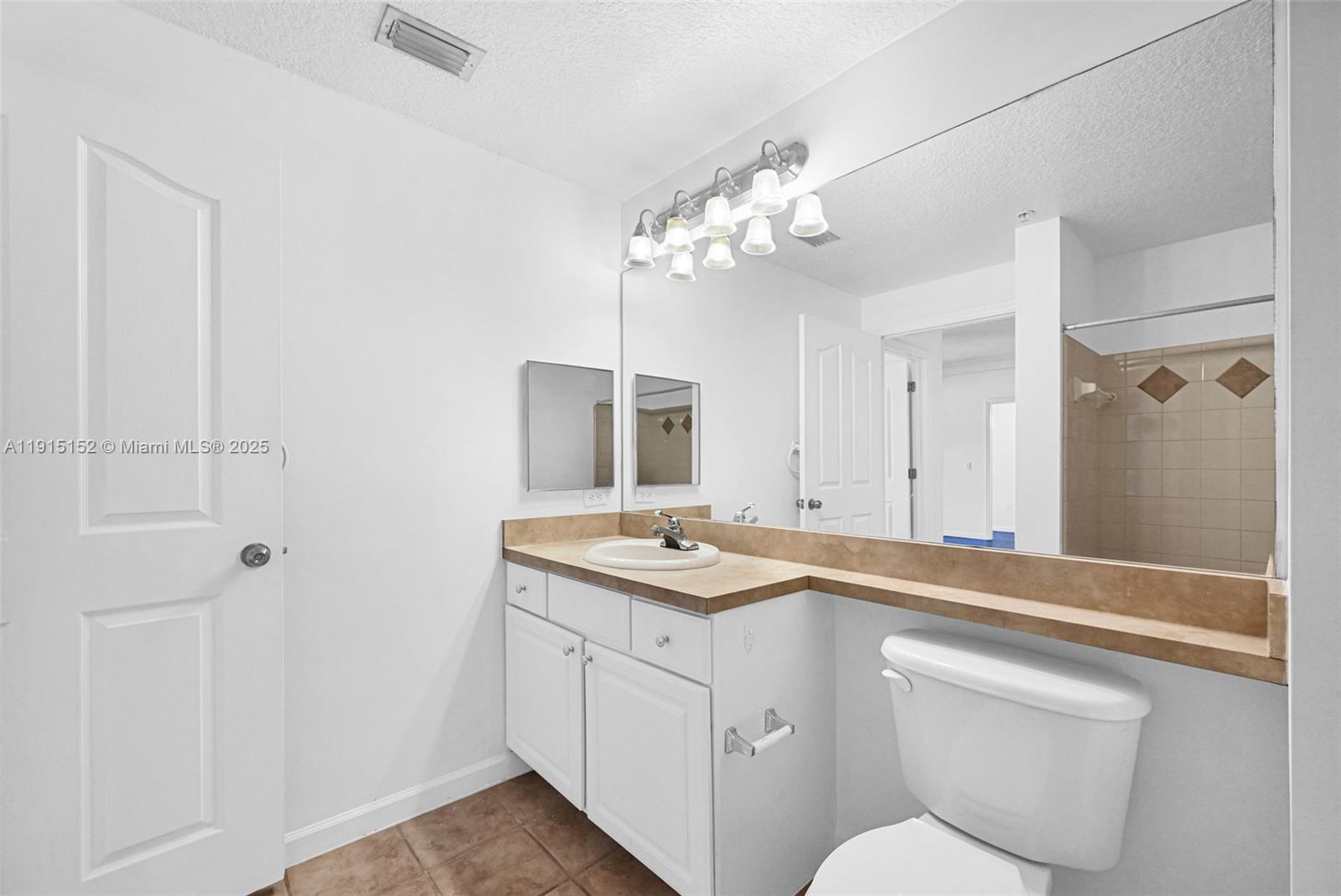 2101 E Myrtlewood Cir E #2101, Palm Beach Gardens FL 33418