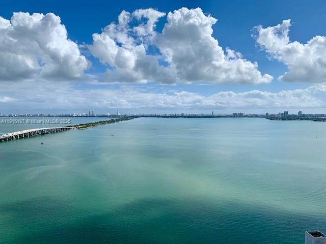 480 NE 31 St #2605, Miami FL 33131