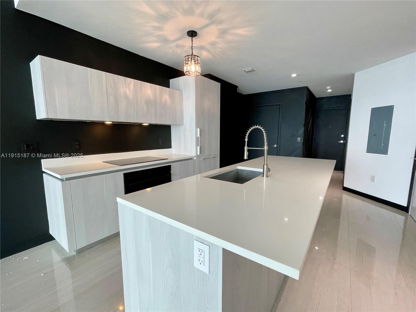 480 NE 31 St #2605, Miami FL 33131