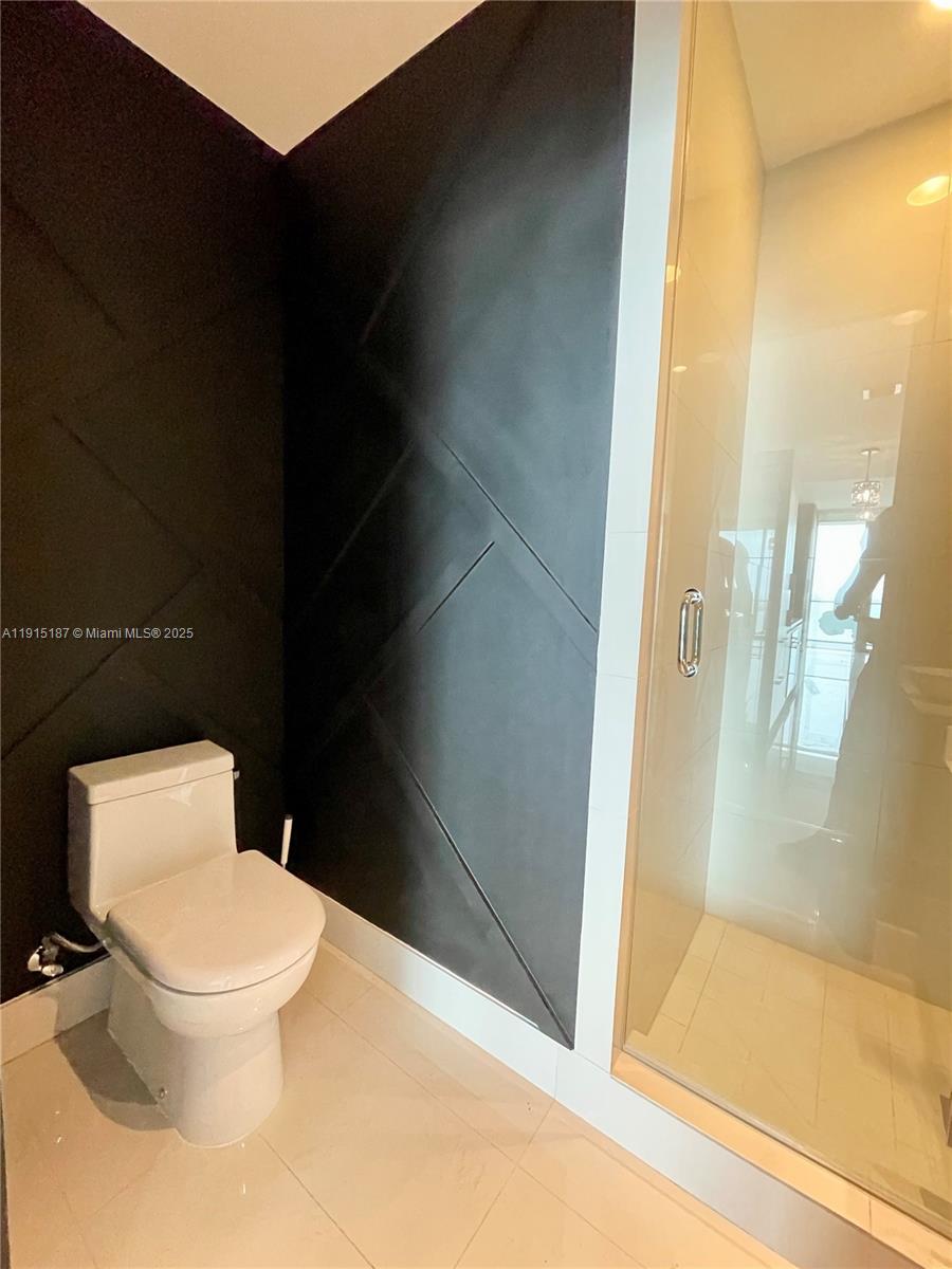 480 NE 31 St #2605, Miami FL 33131